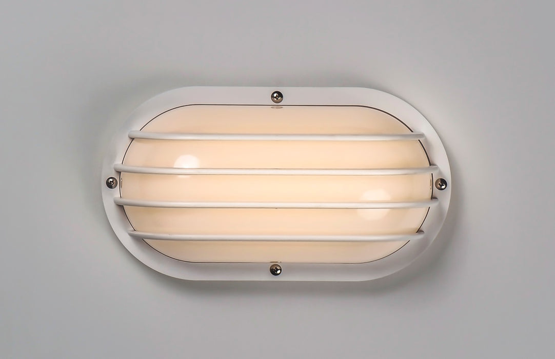 Myhouse Lighting Maxim - 10110FTWT - One Light Outdoor Wall Lantern - Bulwark - White