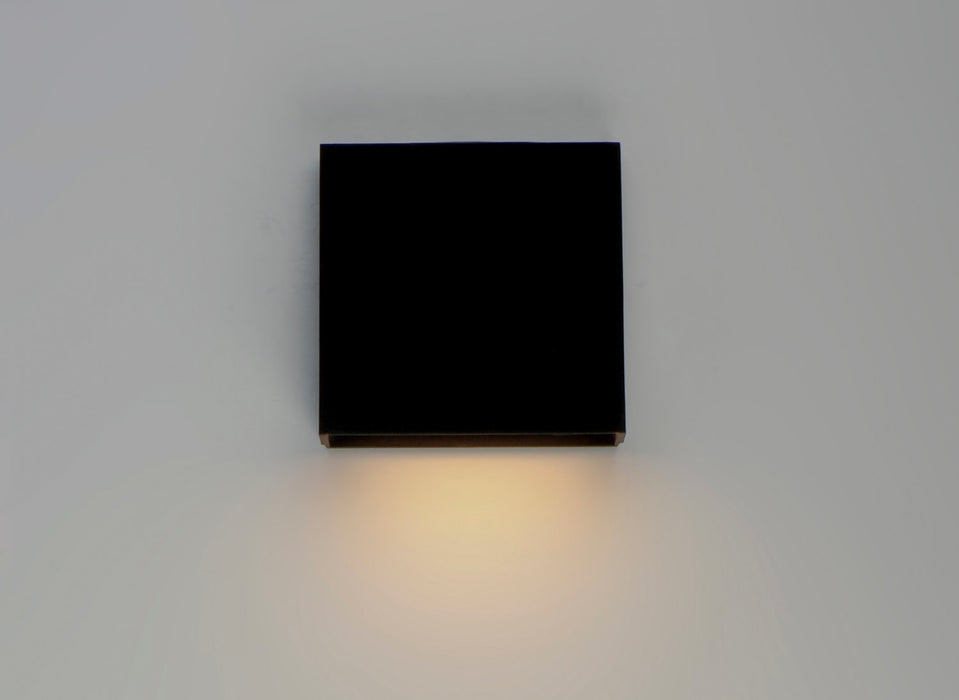 Myhouse Lighting Maxim - 52120BK - LED Outdoor Wall Sconce - Pathfinder - Black