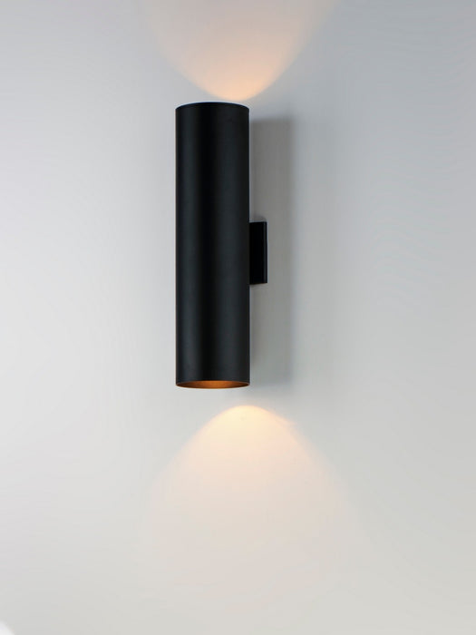 Myhouse Lighting Maxim - 26105BK - Two Light Outdoor Wall Lantern - Outpost - Black