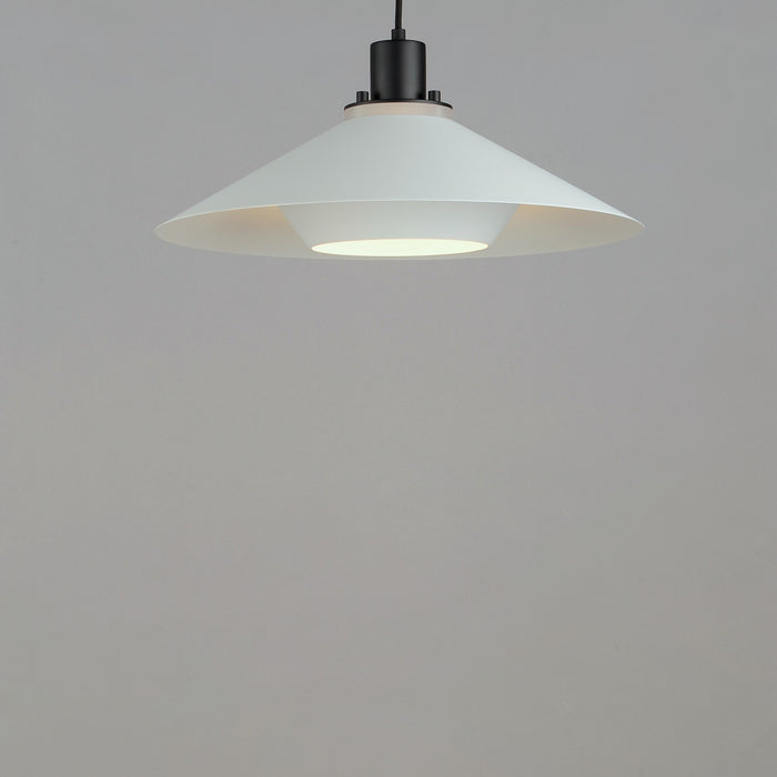 Myhouse Lighting Maxim - 11414BKWT - One Light Pendant - Oslo - Black / White