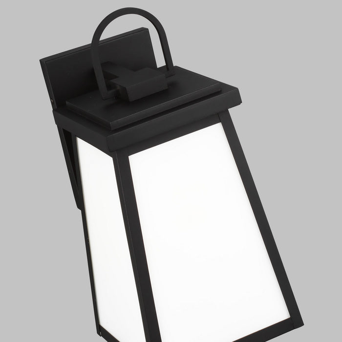 Myhouse Lighting Visual Comfort Studio - 8748401EN3-12 - One Light Outdoor Wall Lantern - Founders - Black