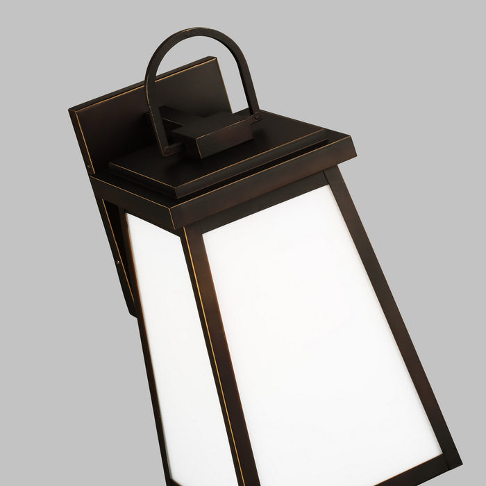 Myhouse Lighting Visual Comfort Studio - 8748401EN3-71 - One Light Outdoor Wall Lantern - Founders - Antique Bronze