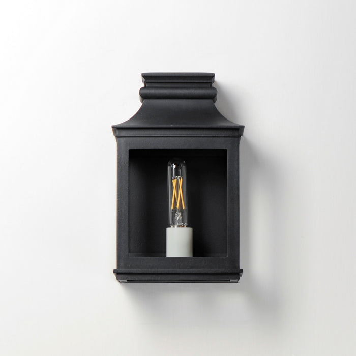 Myhouse Lighting Maxim - 40912CLBO - One Light Outdoor Wall Sconce - Savannah VX - Black Oxide