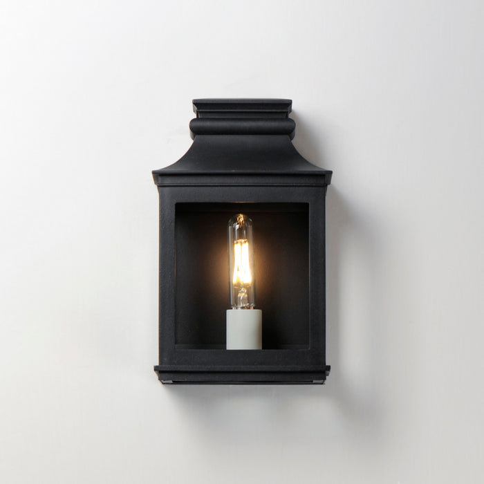 Myhouse Lighting Maxim - 40912CLBO - One Light Outdoor Wall Sconce - Savannah VX - Black Oxide