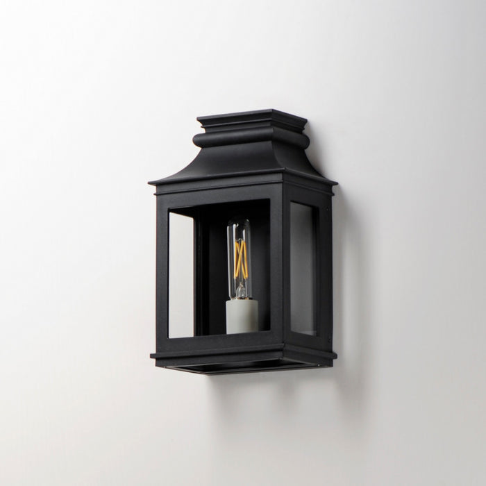 Myhouse Lighting Maxim - 40912CLBO - One Light Outdoor Wall Sconce - Savannah VX - Black Oxide