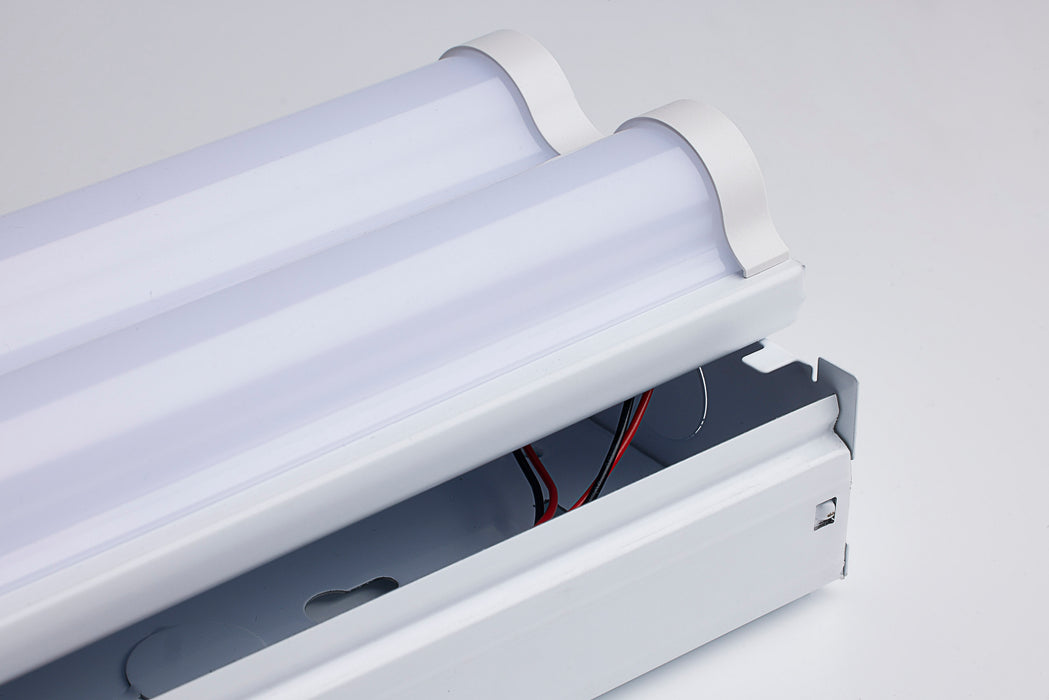 LED Double Light Strip Fixture in White
