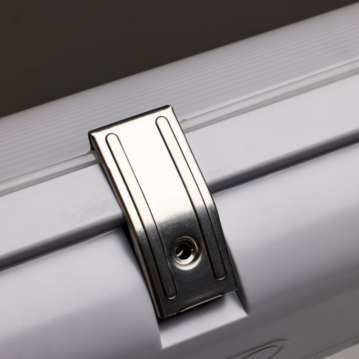 LED Vapor Proof Linear Fixture in Gray