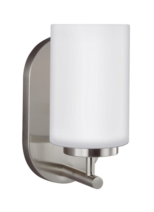 Myhouse Lighting Generation Lighting - 41160EN3-962 - One Light Wall / Bath Sconce - Oslo - Brushed Nickel