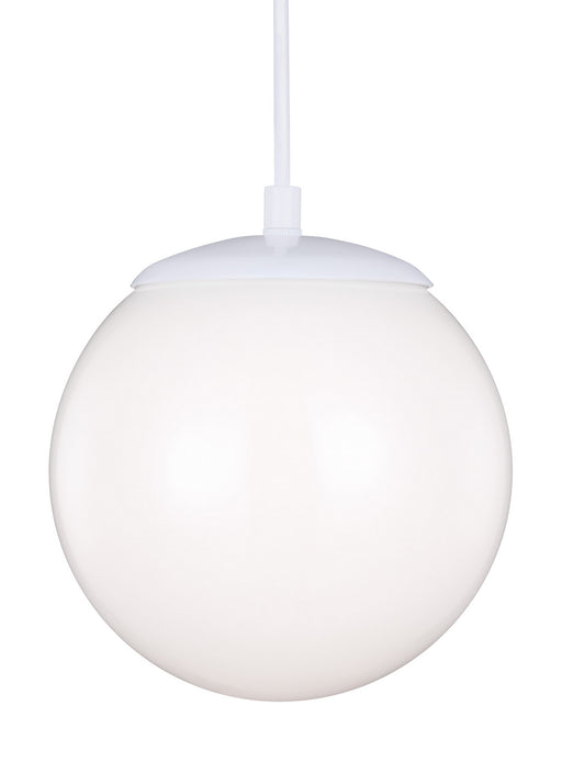 Myhouse Lighting Visual Comfort Studio - 6018EN3-15 - One Light Pendant - Leo - Hanging Globe - White