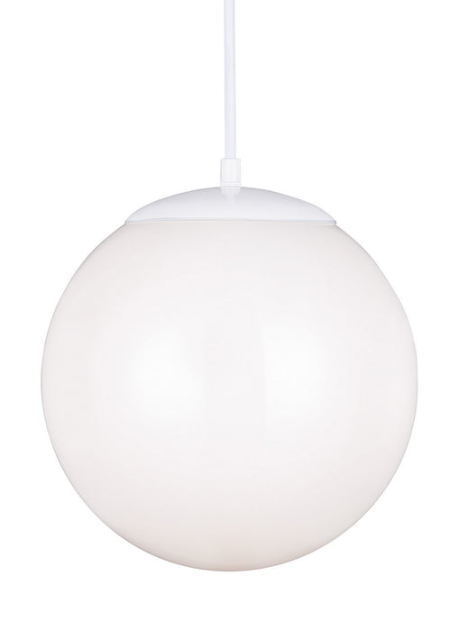 Myhouse Lighting Visual Comfort Studio - 6022EN3-15 - One Light Pendant - Leo - Hanging Globe - White