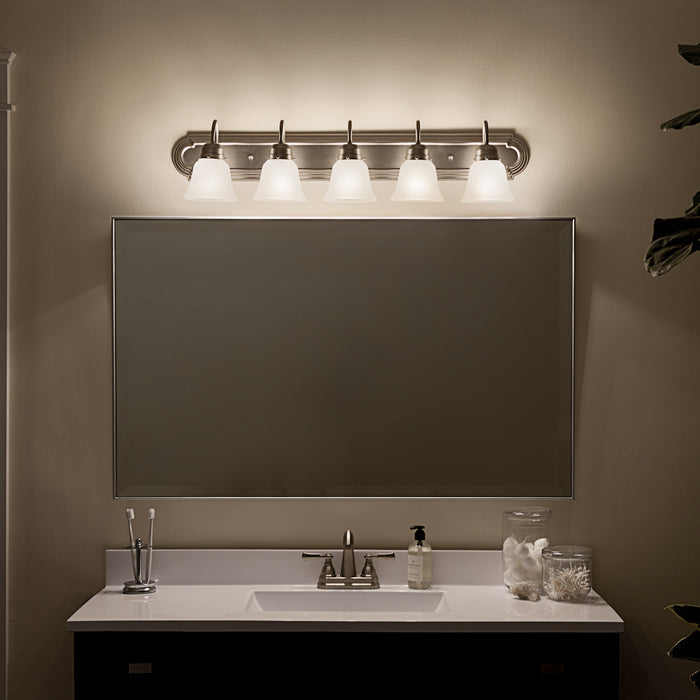 Myhouse Lighting Kichler - 5339NIS - Five Light Bath - No Family - Brushed Nickel