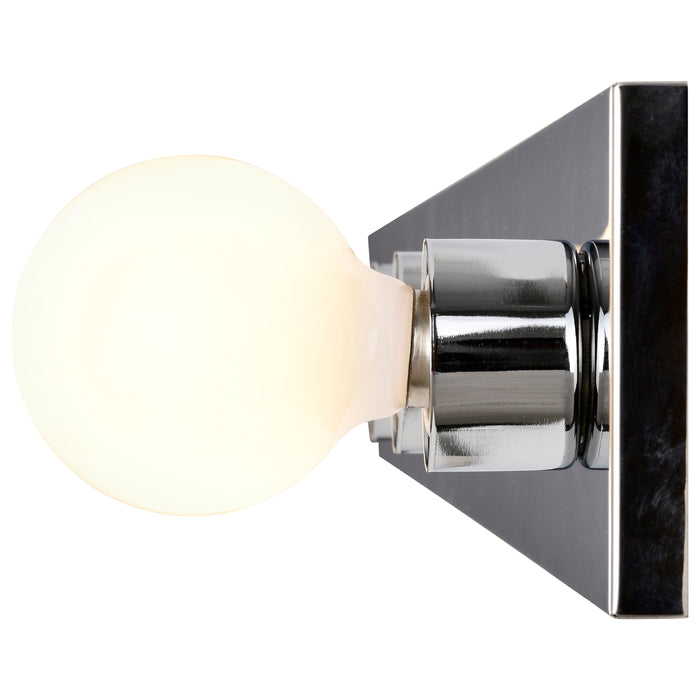 Eight Light Vanity in Polished Chrome