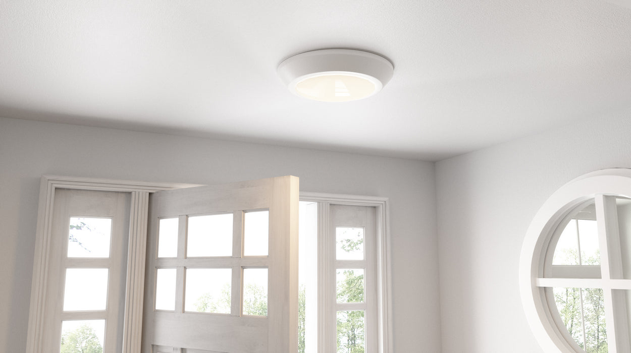 Myhouse Lighting Quoizel - VRG1605W - LED Flush Mount - Verge - Matte White