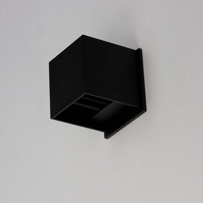 Myhouse Lighting ET2 - E41308-BK - LED Outdoor Wall Sconce - Alumilux Cube - Black