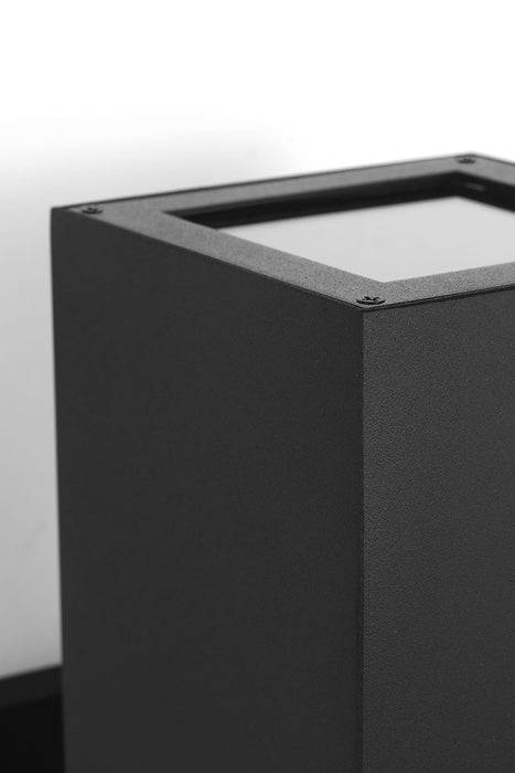 Myhouse Lighting Visual Comfort Studio - SLO1132TXB - Two Light Wall Lantern - Pohl - Textured Black