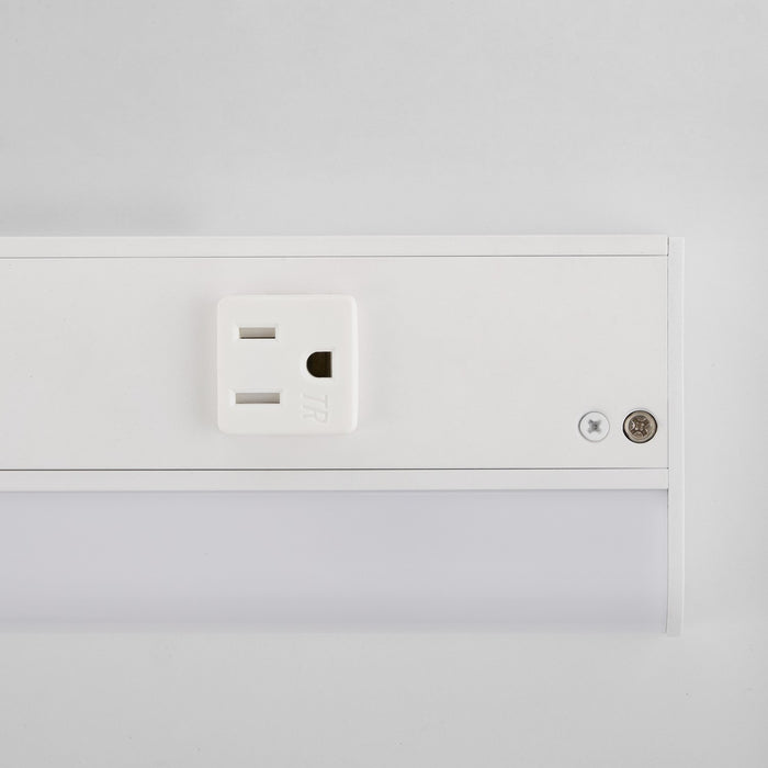 Myhouse Lighting Quorum - 909-12-8 - LED Under Cabinet Light - Studio White