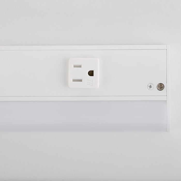 Myhouse Lighting Quorum - 909-21-8 - LED Under Cabinet Light - Studio White