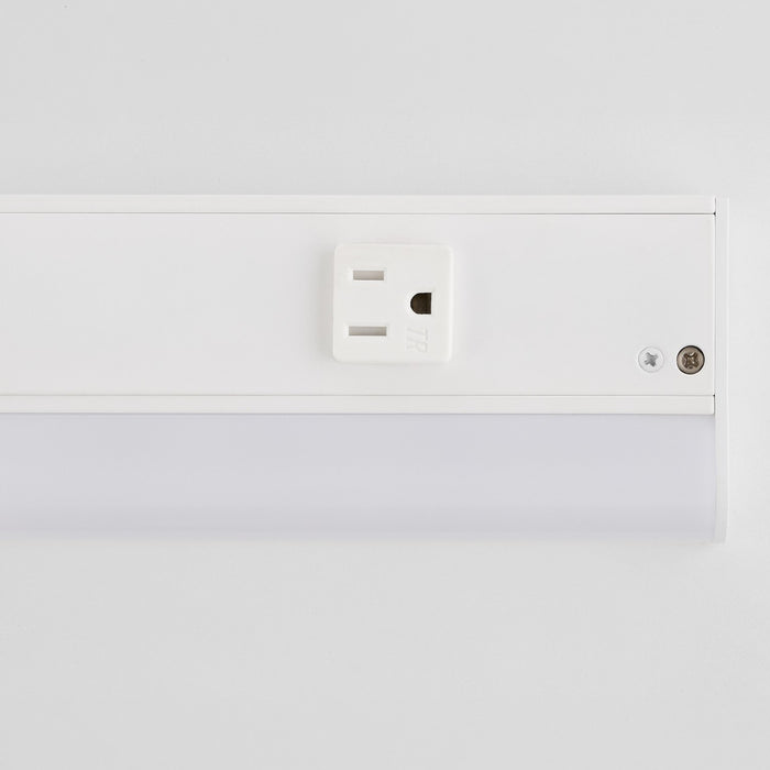 Myhouse Lighting Quorum - 909-36-8 - LED Under Cabinet Light - Studio White