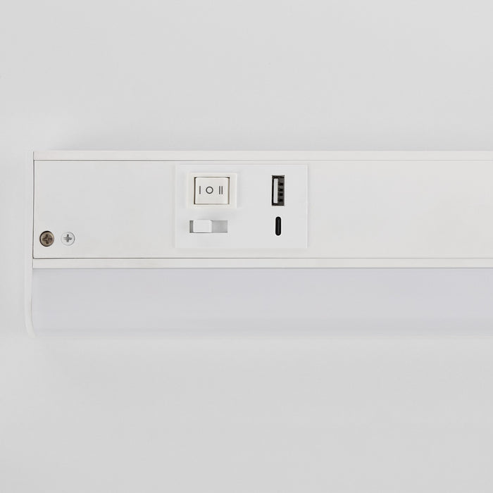 Myhouse Lighting Quorum - 909-48-8 - LED Under Cabinet Light - Studio White