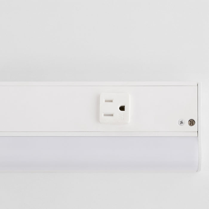 Myhouse Lighting Quorum - 909-48-8 - LED Under Cabinet Light - Studio White