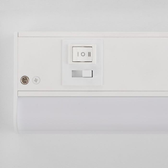 Myhouse Lighting Quorum - 909-9-8 - LED Under Cabinet Light - Studio White