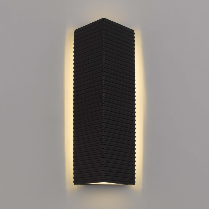 Myhouse Lighting Quoizel - KYLE8406EK - LED Outdoor Wall Lantern - Kyler - Earth Black