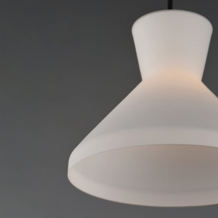 Myhouse Lighting Maxim - 11452SWBK - One Light Pendant - Sinch - Black