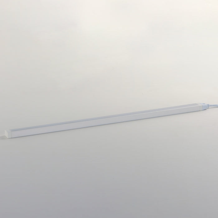 CounterMax 120V Slim Stick LED Under Cabinet in White